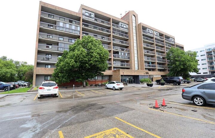 Property Photo:  376 Osborne Street  MB R3L 2V2 