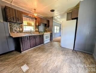 Property Photo:  3932 Oakwood Circle  NC 28080 