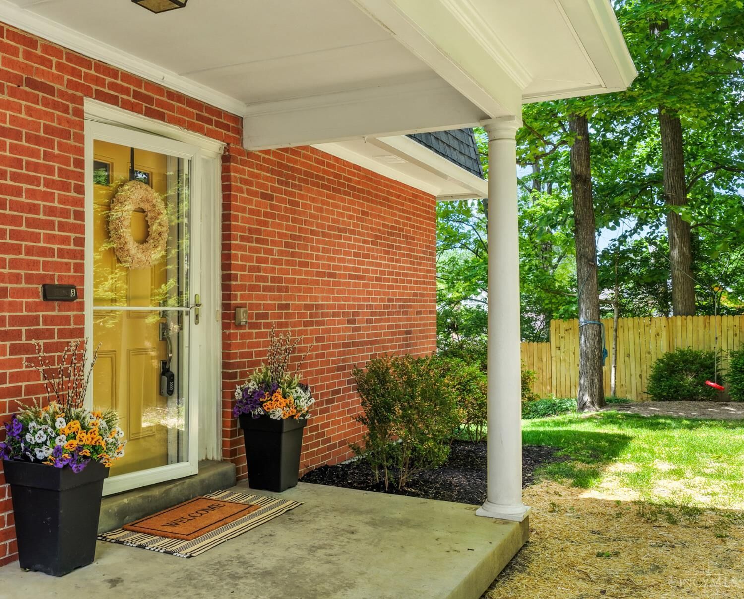Property Photo:  1207 Isis Avenue  OH 45208 