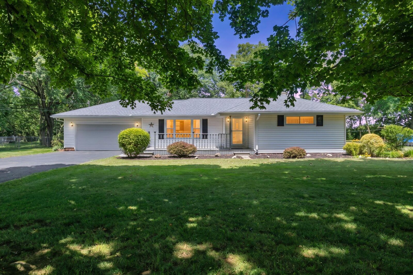 Property Photo: 2056 Lehner Avenue OH 43302