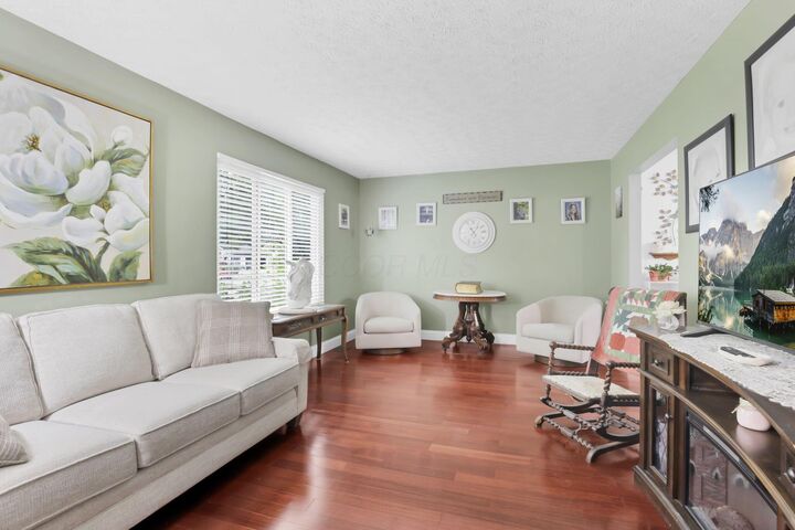 Property Photo: 347 N Westmoor Avenue OH 43055