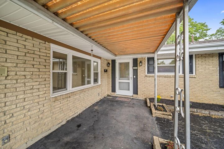 Property Photo:  6006 Hyacinth Court  OH 45449 