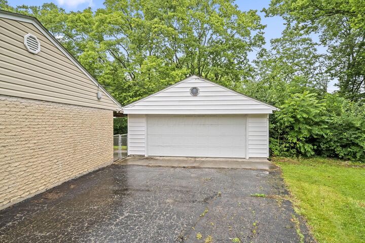 Property Photo:  6006 Hyacinth Court  OH 45449 