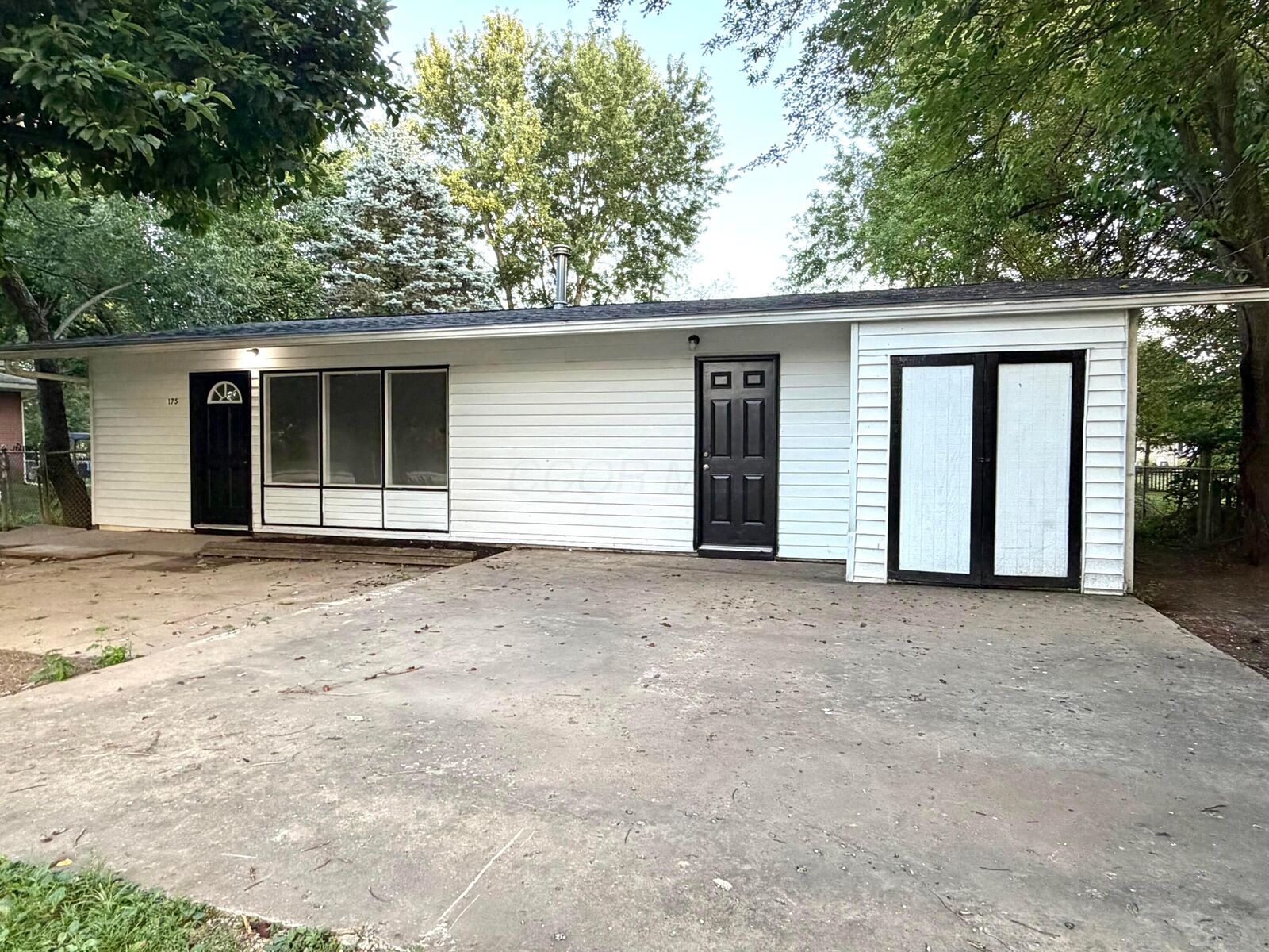 Property Photo: 175 South Street OH 43125