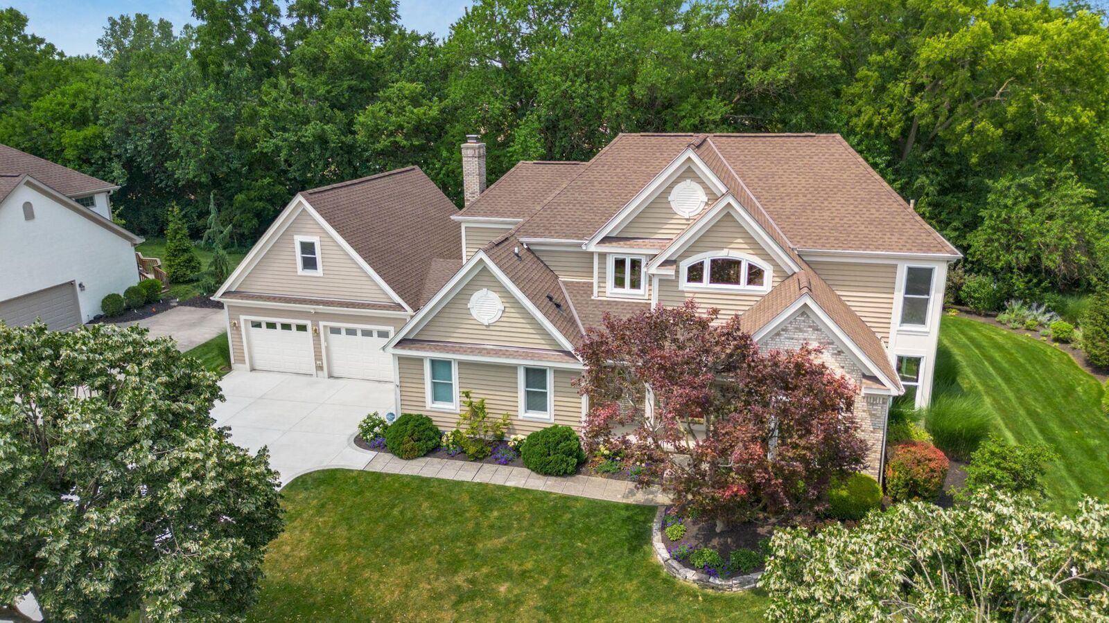 Property Photo:  5592 Fawnbrook Lane  OH 43017 