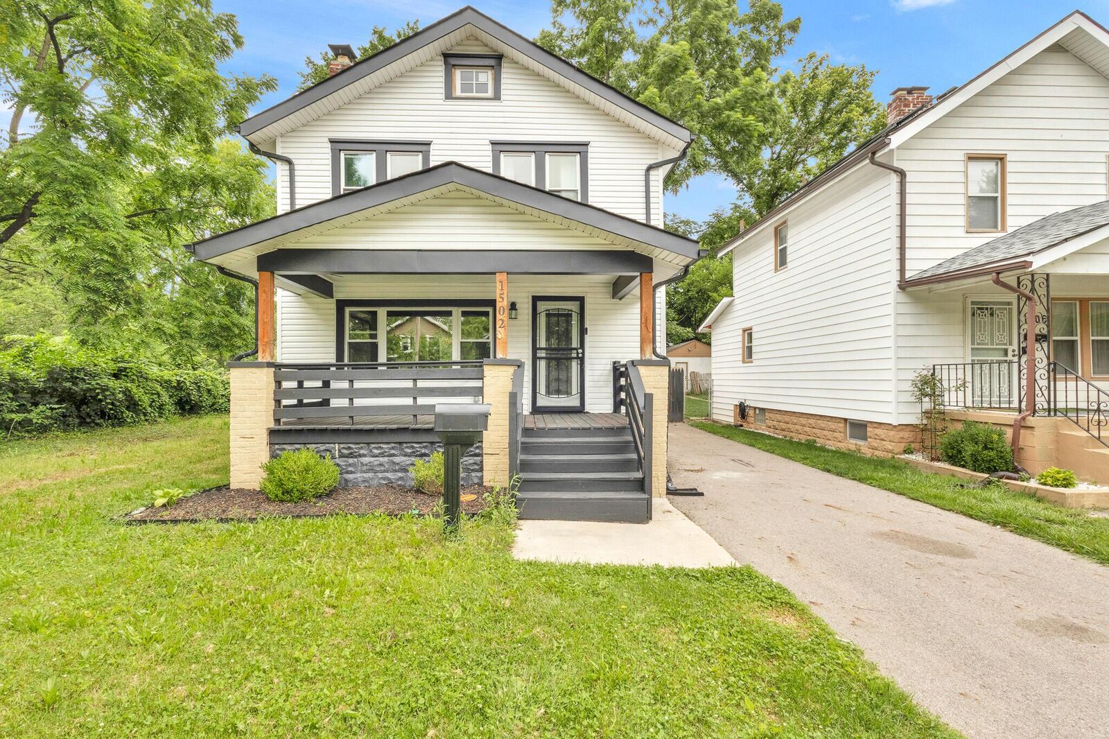 Property Photo:  1502 Aberdeen Avenue  OH 43211 