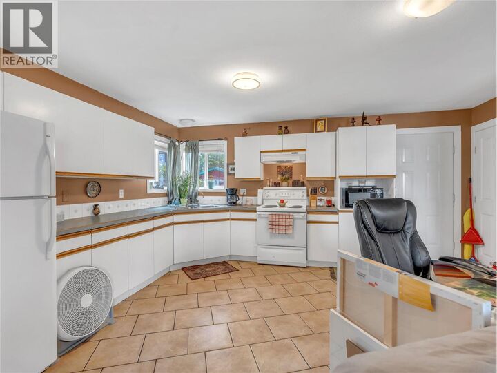 Property Photo:  506 Nelson Avenue  BC V2A 2L2 