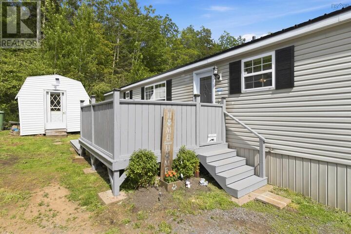 77 Brook Street — photo 1