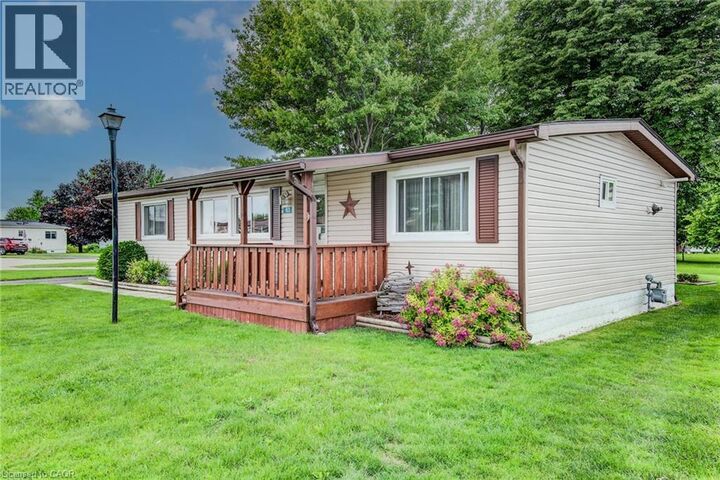 Property Photo: 63 Fairview Crescent ON N4W 3G8
