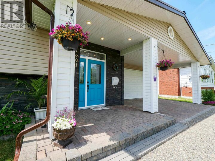 Property Photo: 1601 Flint Road BC V2J 4L9