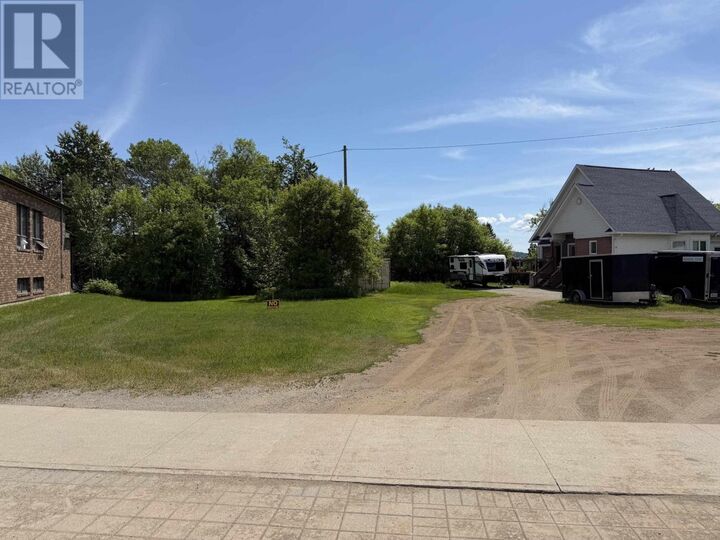 Property Photo:  18 Front St  ON P0T 2J0 