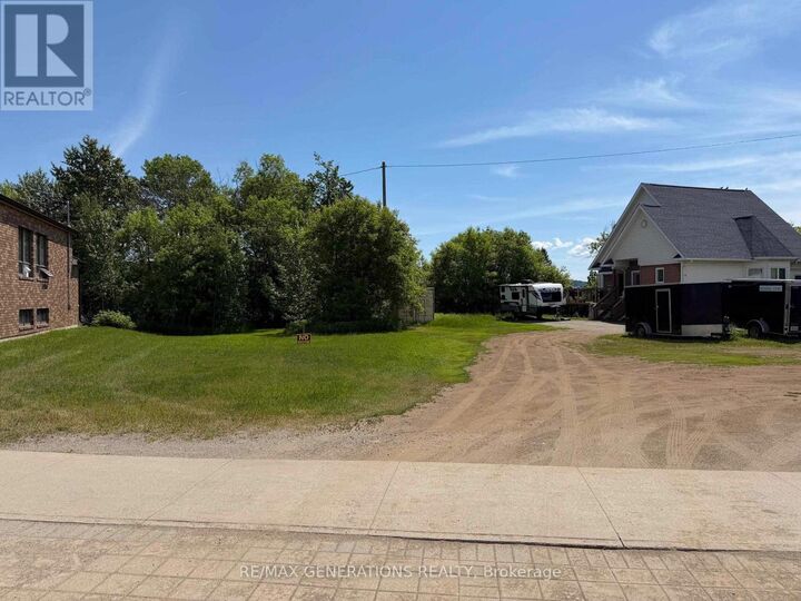 Property Photo:  18 Front Street  ON P0T 2J0 