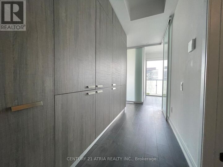 Property Photo:  50 Charles Street East 3201  ON M4Y 0C3 