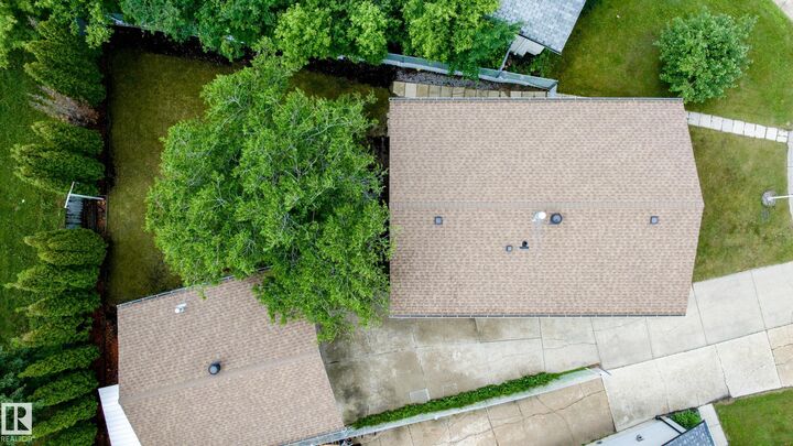 Property Photo: 212 Homestead Crescent NW AB T7S 1S7