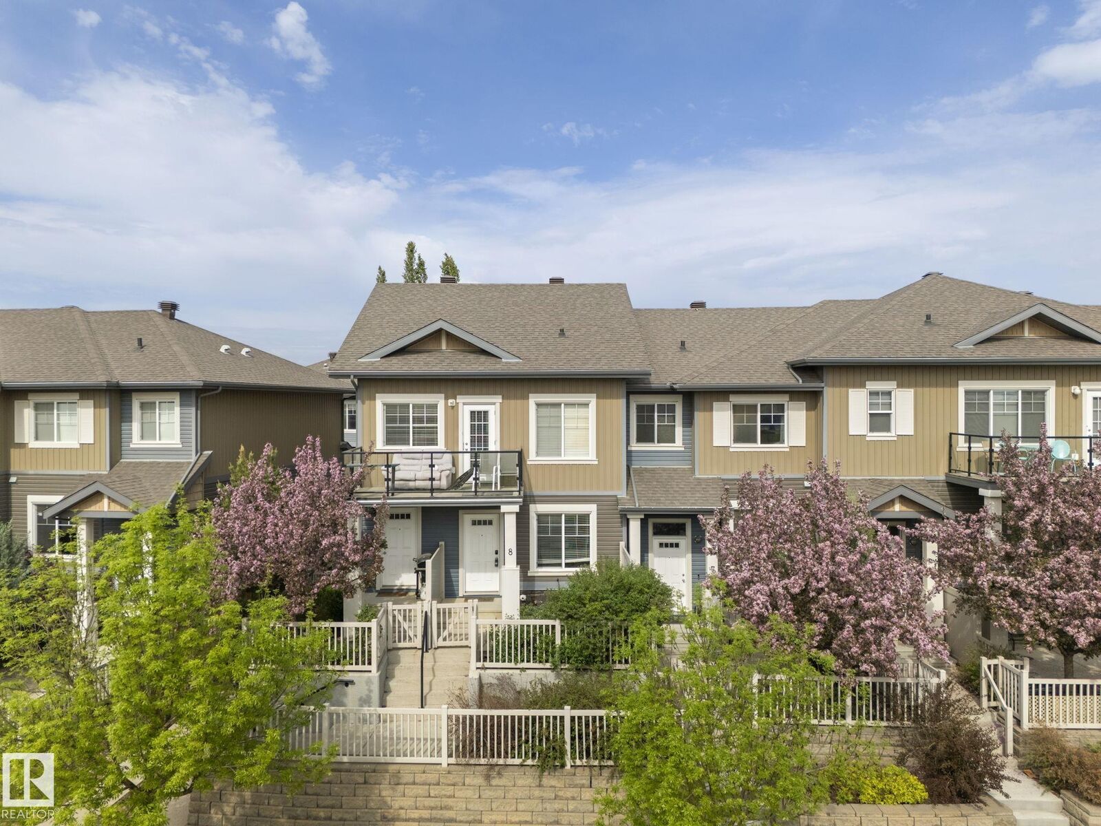 Property Photo:  1030 Chappelle Boulevard SW 8  AB T6W 2K7 
