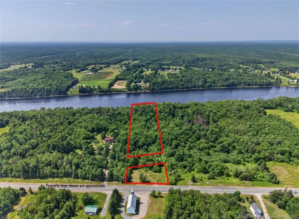 Property Photo: 2581 Route 118 NB E9E 2G8