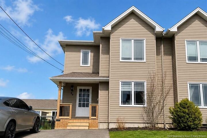 84 Jasmine Crescent — photo 1
