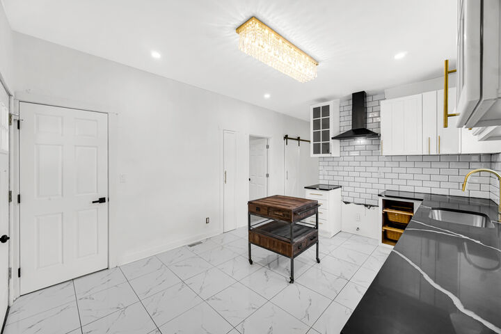 Property Photo: 1146 Maryland Street IN 46407