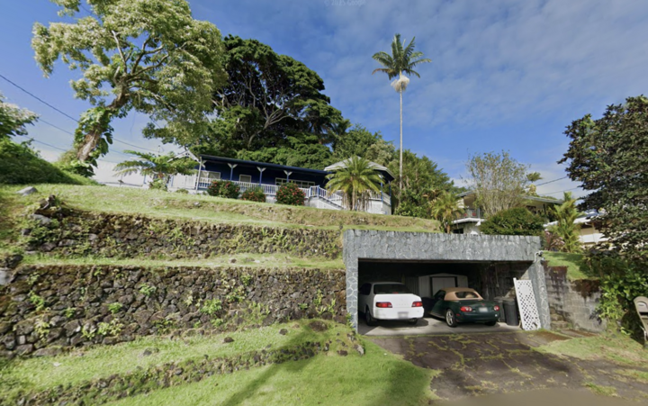 Property Photo:  300 Kuikahi St  HI 96720 
