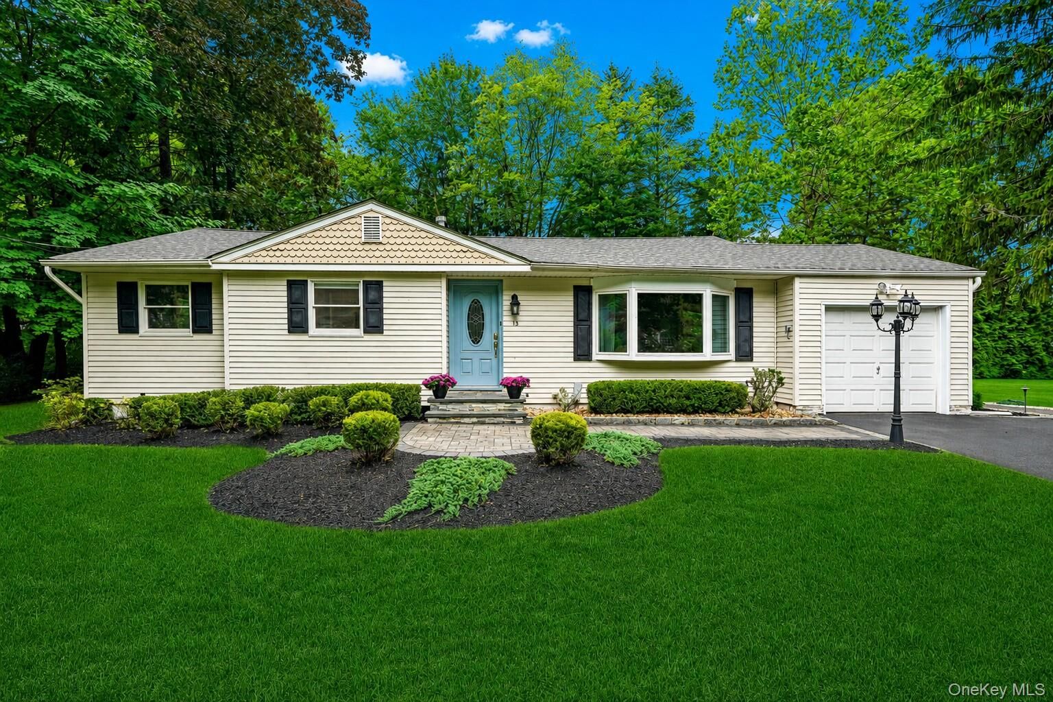 Property Photo:  13 Beech Street  NY 10954 
