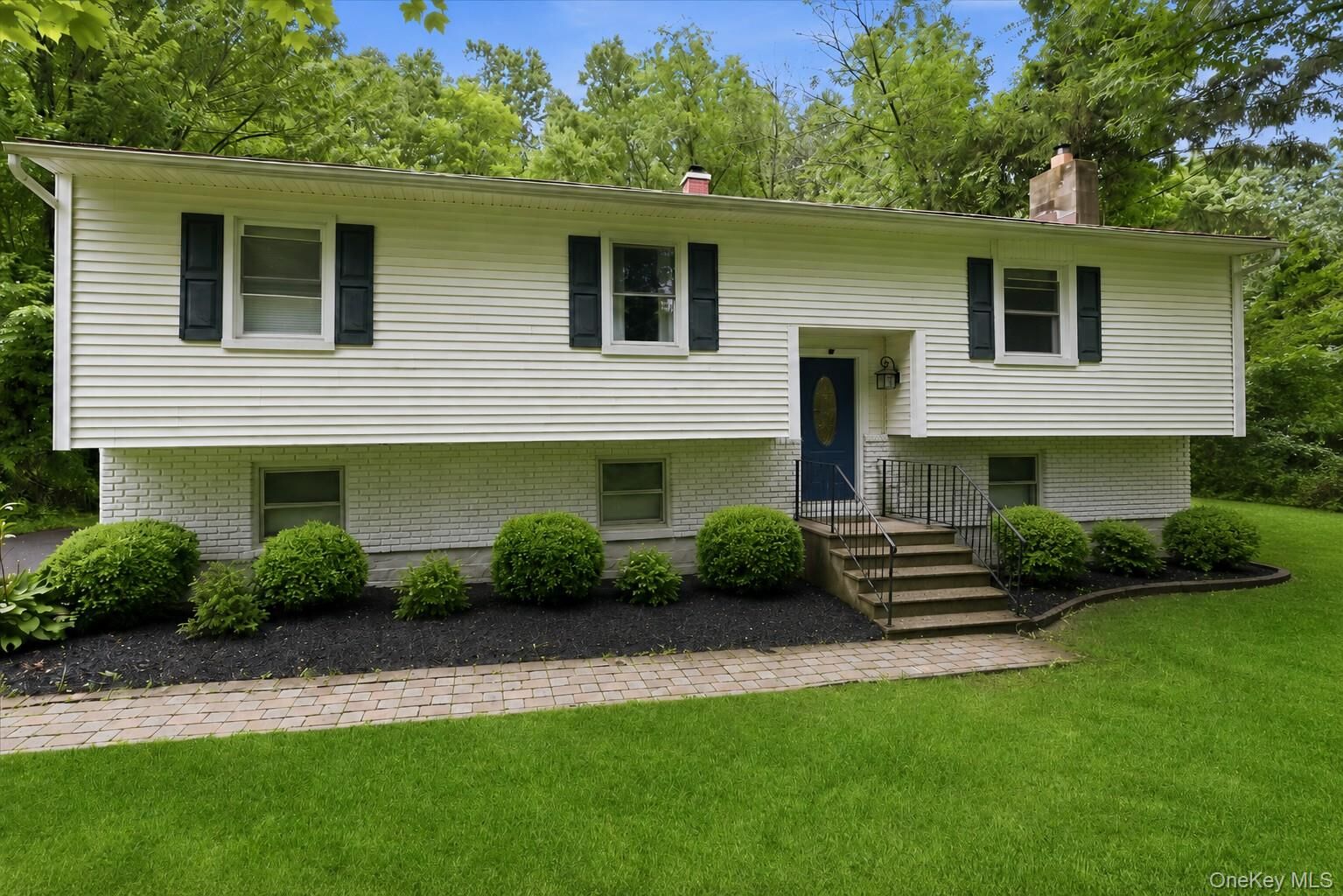 Property Photo:  138 Kent Shore Drive  NY 10512 
