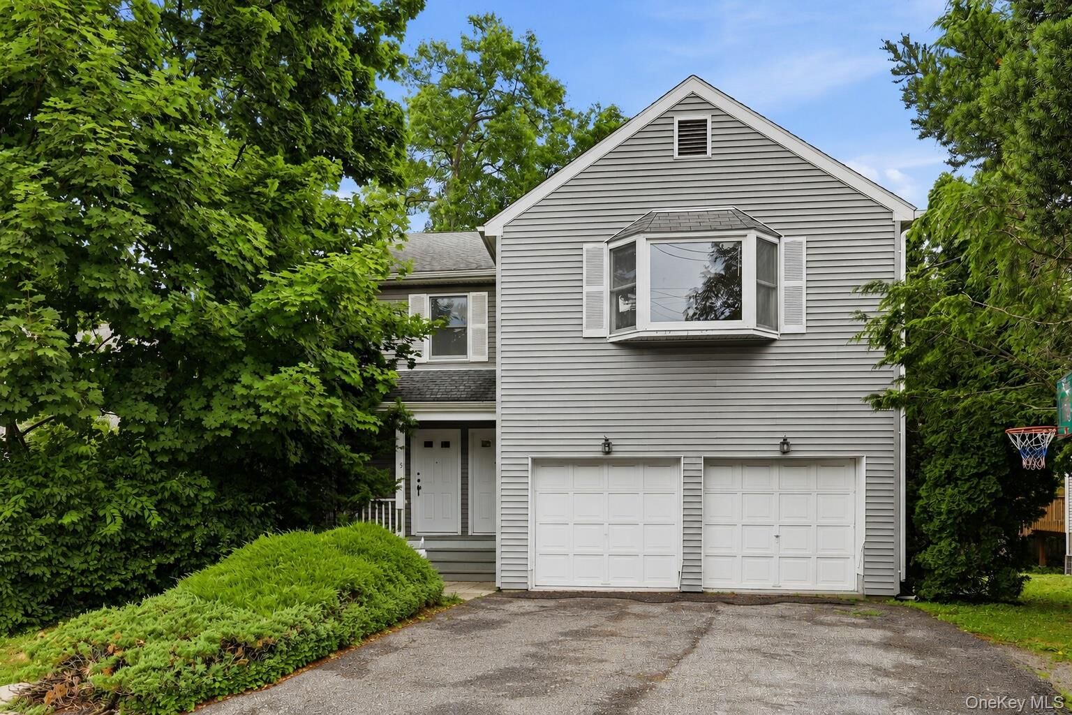 Property Photo:  95 Broadway  NY 10528 