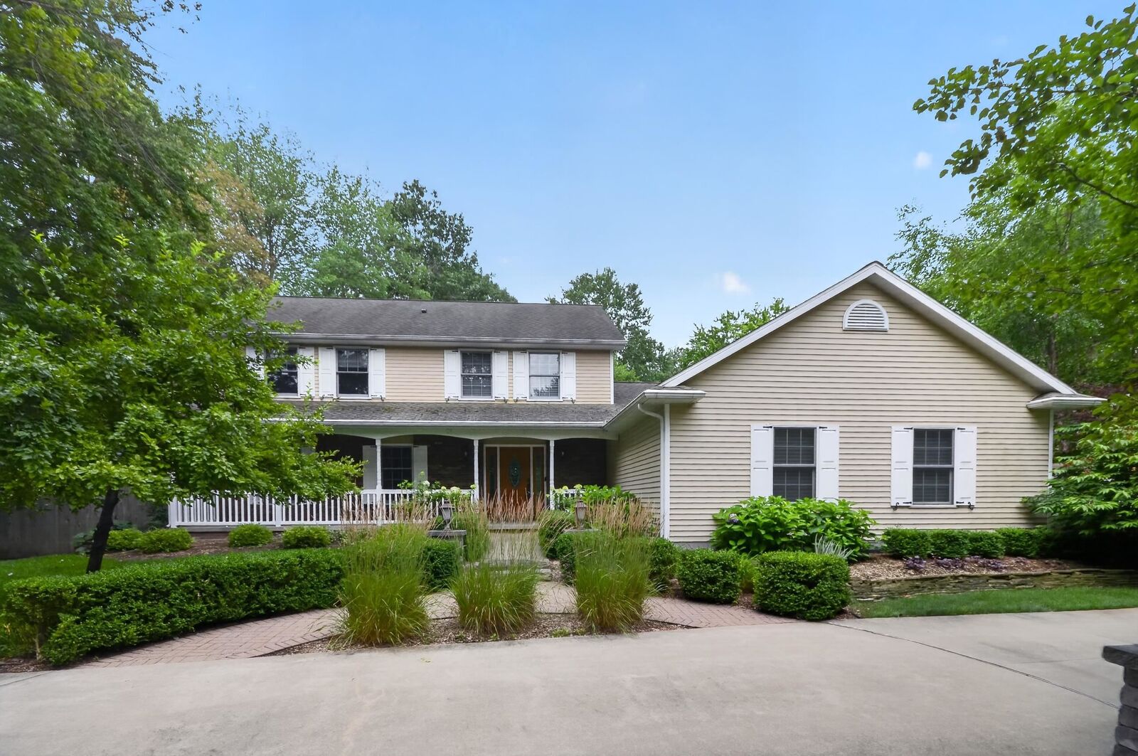 Property Photo:  4010 E Old Pine  MI 48642 