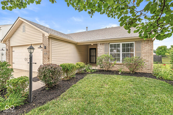 Property Photo:  8236 Brambleberry Drive  IN 46239 