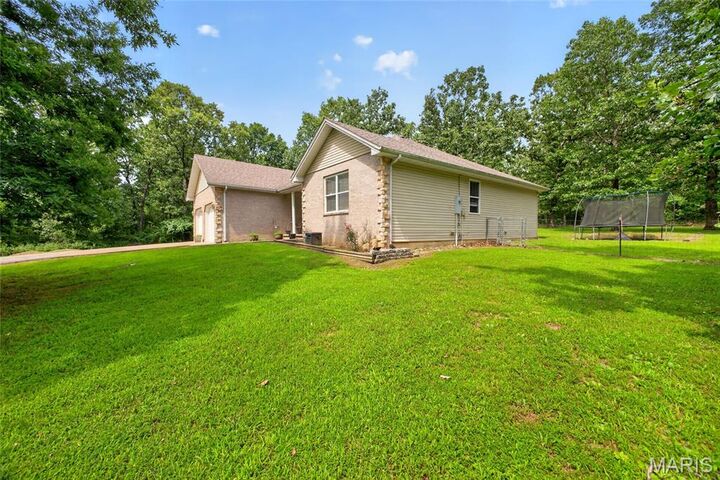 Property Photo: 24450 Remington Lane MO 65536