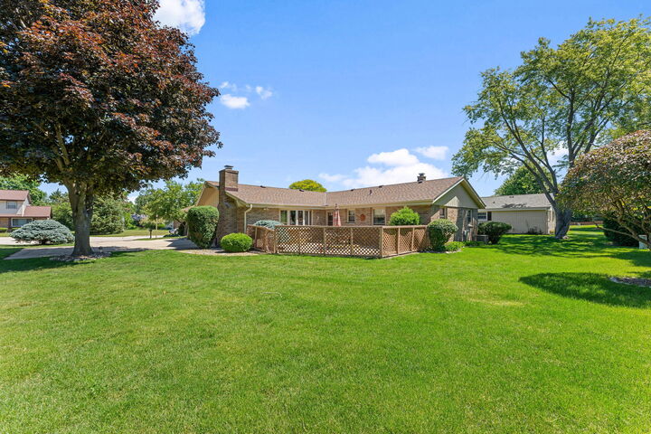 Property Photo:  4821 W Clayton Crest Ave  WI 53220 