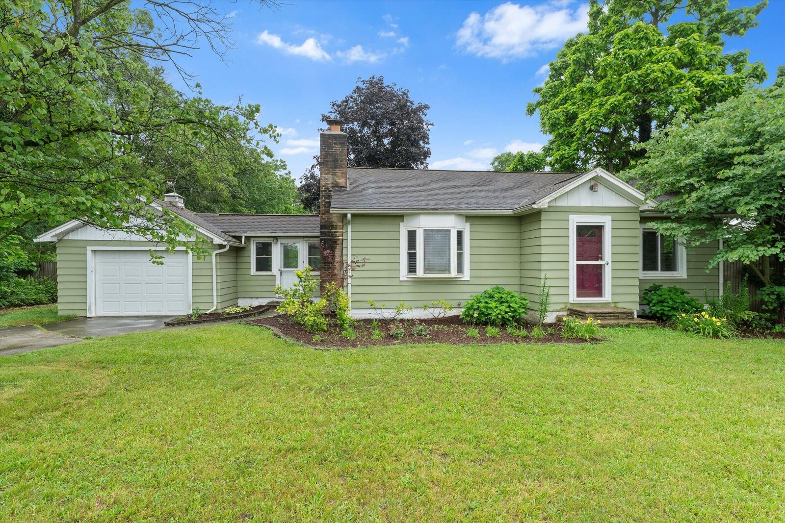 Property Photo: 122 Silsbee Street MI 49120