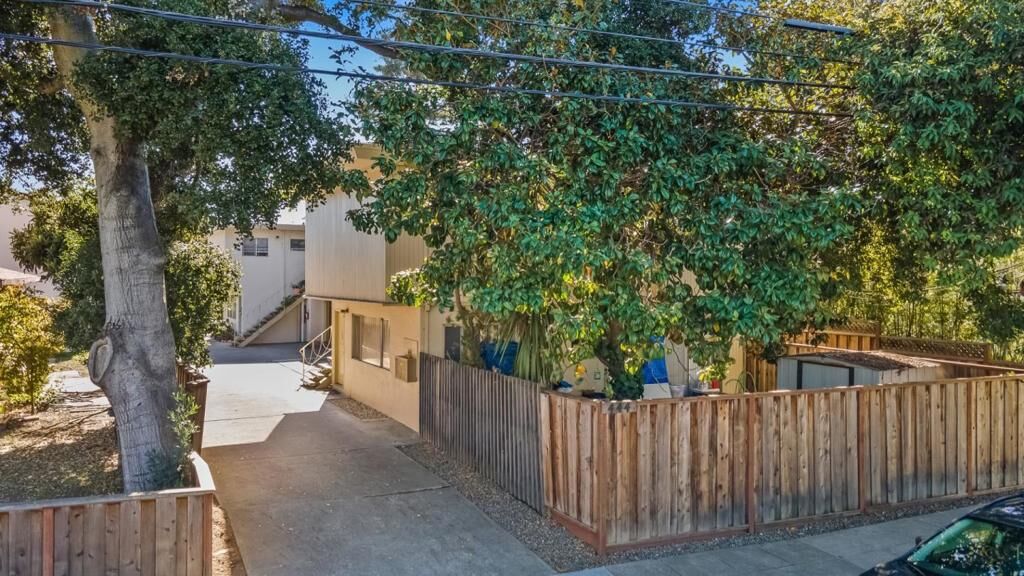 Property Photo:  444 Villa Terrace  CA 94401 