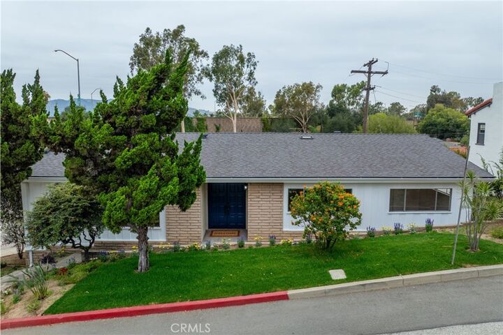 Property Photo:  443 Woodbury  CA 91206 