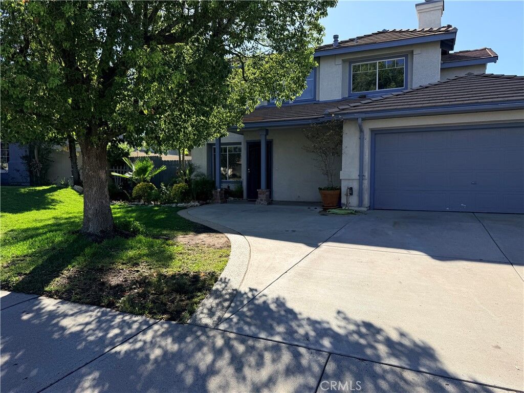 Property Photo:  40579 Geyser  CA 92562 