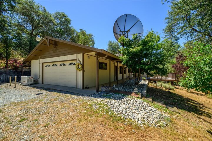 Property Photo:  2608 Retirement Lane  CA 95667 