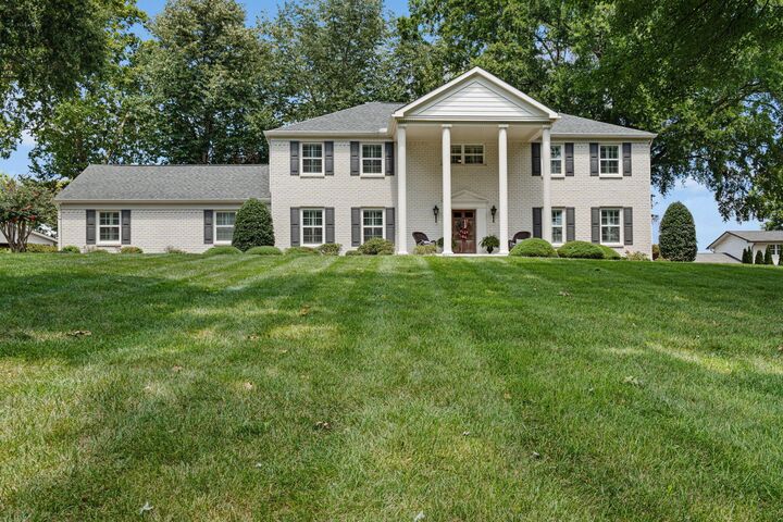 Property Photo:  2235 Harris Circle NW  TN 37311 