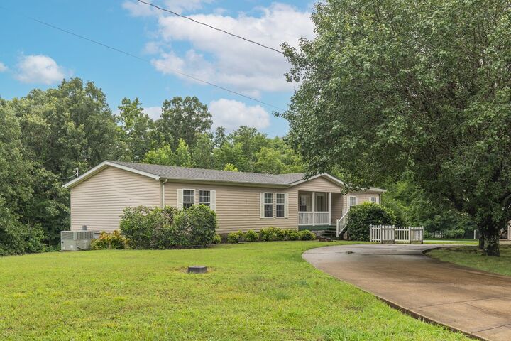 Property Photo:  3895 Old Stewart Rd  TN 37178 