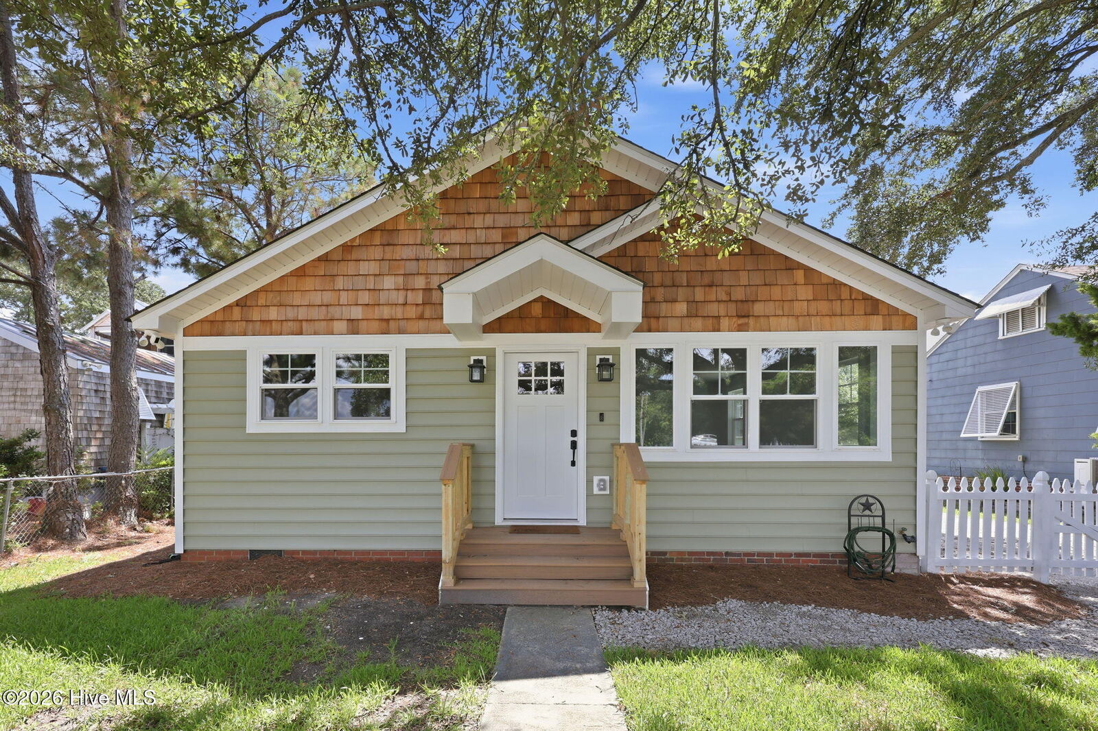 Property Photo: 2609 Arendell Street NC 28557