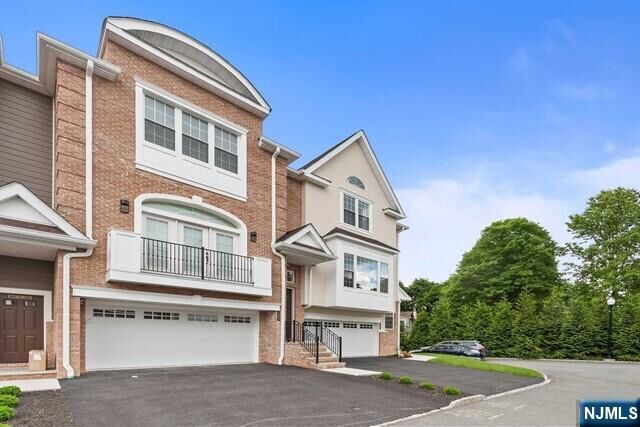 Property Photo:  105 Brandon Court  NJ 07645 