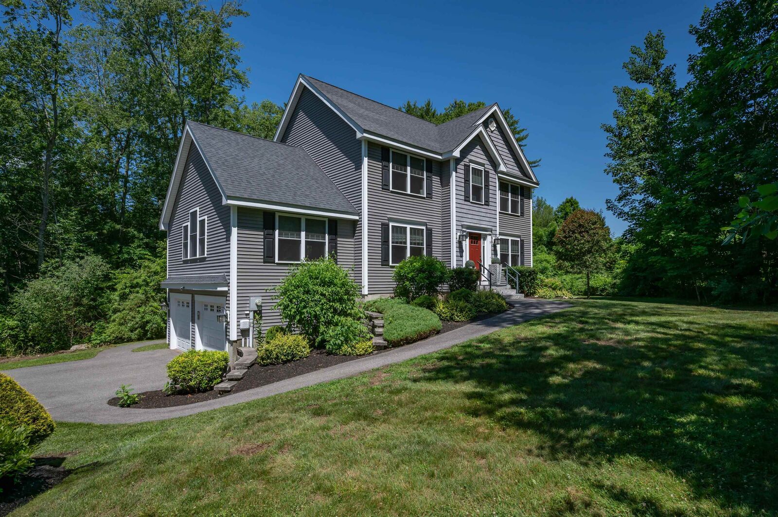 Property Photo:  7 N Salem Road  NH 03841 