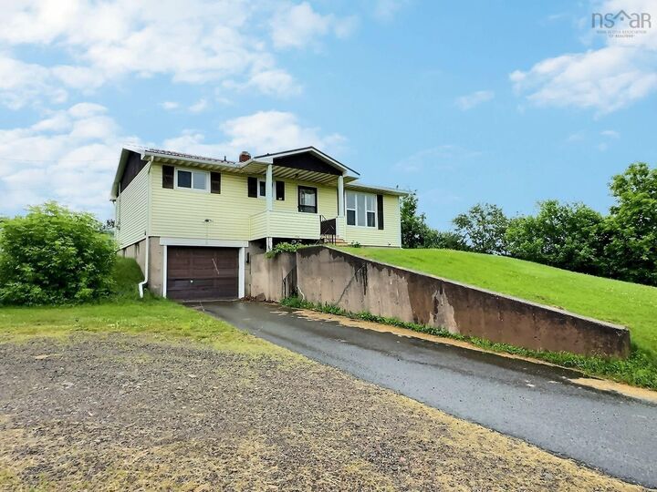 56 Lower Truro Road — photo 1