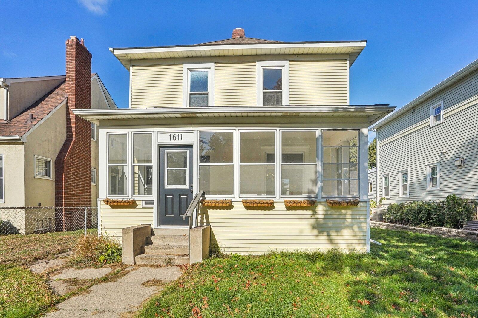 Property Photo:  1611 Edmund Avenue  MN 55104 