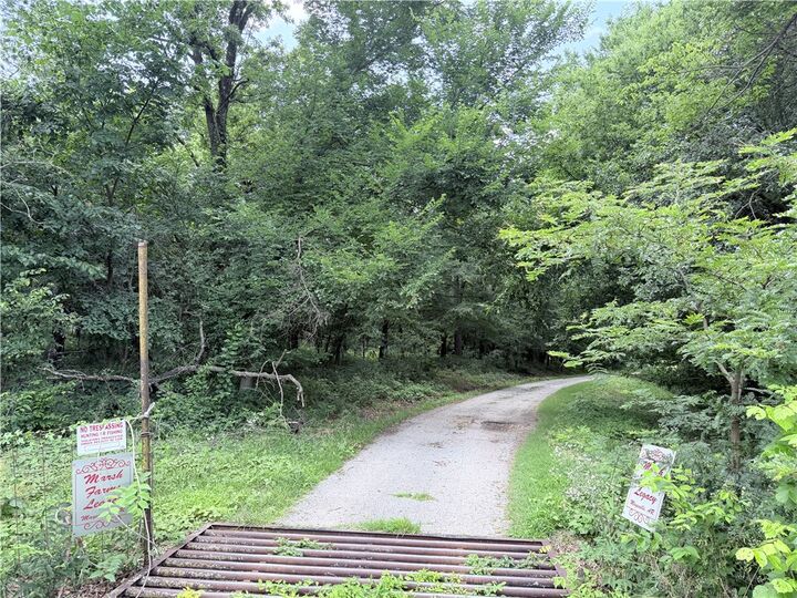 Property Photo:  9851 N Hwy 43  AR 72747 