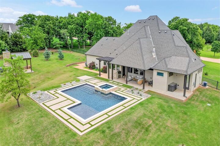 Property Photo:  11601 Piazza Way  OK 73007 