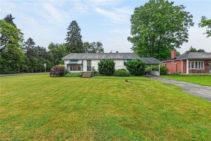 Property Photo:  219 Fiddler'S Green Road  ON L9G 1W7 