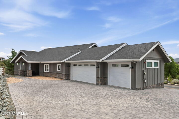 Property Photo:  206 E Smoke Tree Lane  AZ 86301 