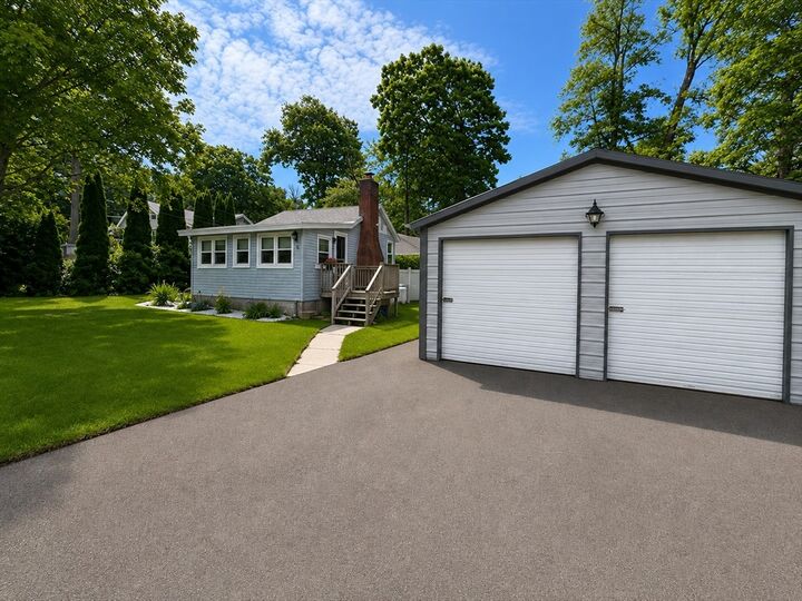 Property Photo:  6 Lake Shore Dr  MA 01081 