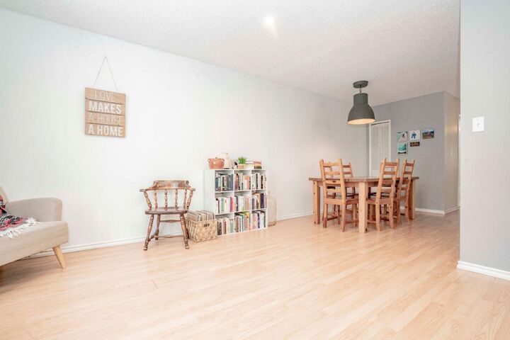 Property Photo:  7101 93 Street  AB T8V 6H4 
