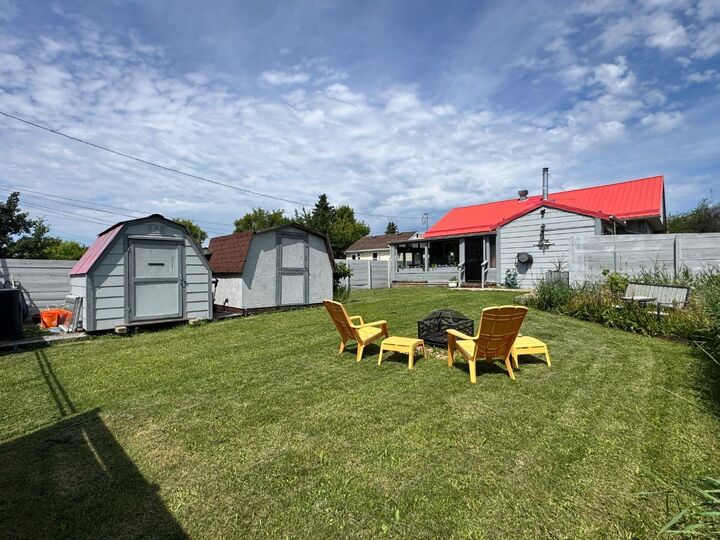 Property Photo:  10612 111 Street  AB T0H 1L0 