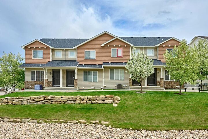 Property Photo: 31 Pantego Lane NW AB T3K 0T1